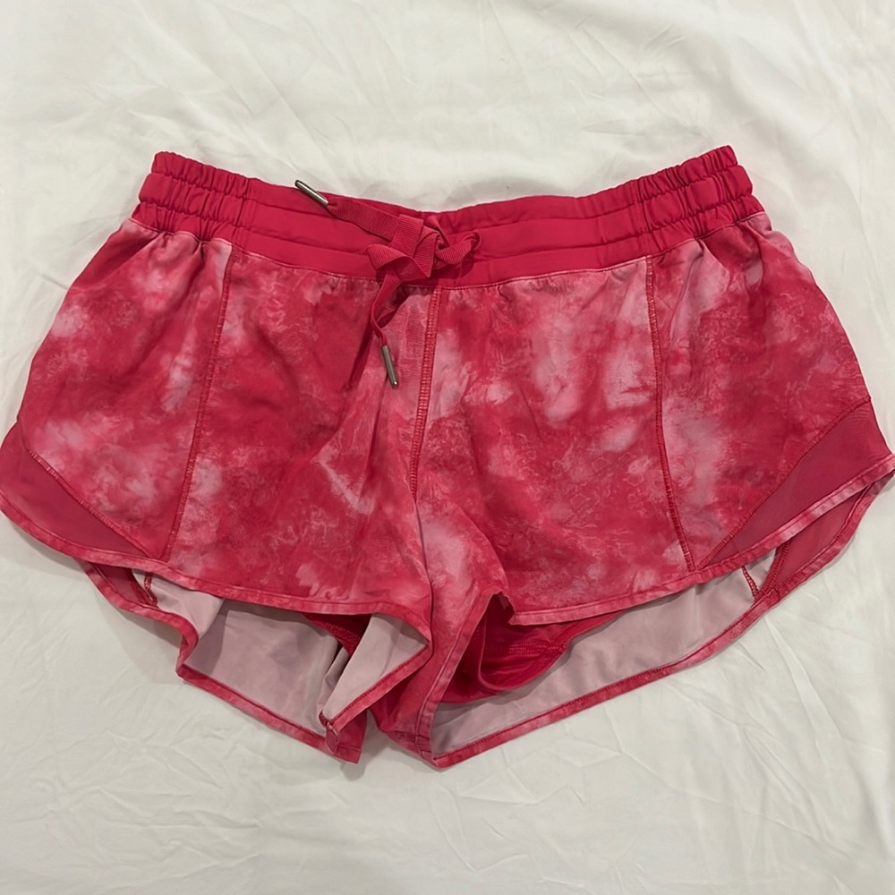 LULULEMON HOTTY HOT SHORTS